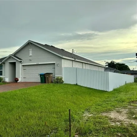 Image 2 - 2026 NE 2nd Ave, Cape Coral, Florida, 33909 - House for rent