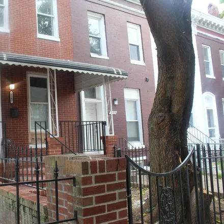 Image 1 - 2567 McCulloh Street, Baltimore, MD 21217, USA - Townhouse for sale