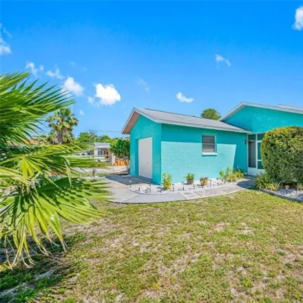 Image 3 - 173 13th Avenue North, Indian Rocks Beach, Pinellas County, FL 33785, USA - House for sale