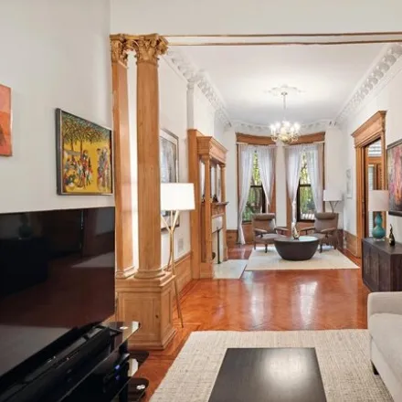 Image 3 - 144 West 119th Street, New York, NY 10026, USA - House for sale