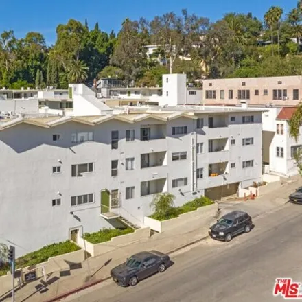 Image 3 - Franklin & Whitley, Franklin Avenue, Los Angeles, CA 90028, USA - House for rent