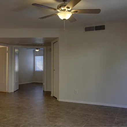 Image 7 - 16402 North 31st Street, Phoenix, AZ 85032, USA - Apartment for rent