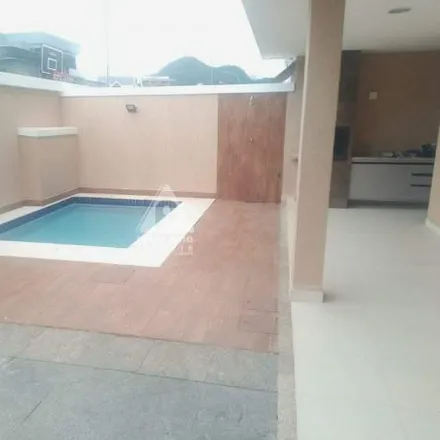Buy this 5 bed house on Estrada dos Bandeirantes 14530 in Vargem Pequena, Rio de Janeiro - RJ
