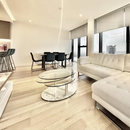 Image 2 - Hampton Tower, 75 Marsh Wall, Canary Wharf, London, E14 9SH, United Kingdom - Apartment for rent