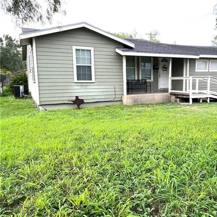 Image 2 - 402 East 9th Street, Bishop, Nueces County, TX 78343, USA - House for sale