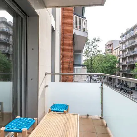Rent this 3 bed apartment on Almodobar in Carrer d'en Grassot, 36