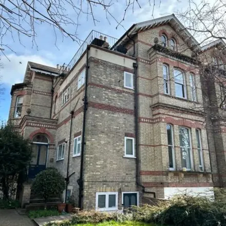 Rent this 2 bed apartment on Riverdale Road in London, TW1 2BU