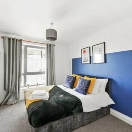 Image 7 - Children 1st Nuesery, Solly Street, Sheffield, S1 4BH, United Kingdom - Apartment for rent