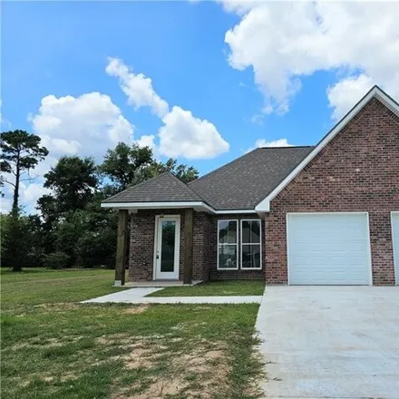 Buy this 3 bed house on 87 East End Avenue in Maplewood, Sulphur