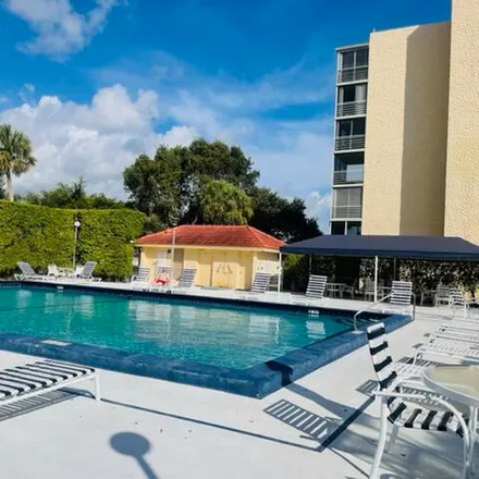 Image 6 - Ocean Breeze Golf & Country Club, Newcastle Street, Caribbean Key, Boca Raton, FL 33487, USA - Apartment for rent