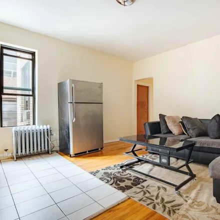 Image 5 - 346 Montgomery St, Brooklyn, NY 11225, USA - Room for rent