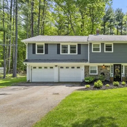 Buy this 4 bed house on 29 Ledgewood Road in Framingham, MA 01745