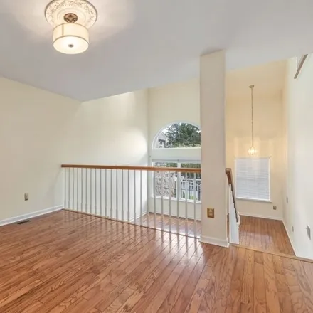 Image 4 - 14 Stonehedge Road, Long Hill Township, Morris County, NJ 07946, USA - Townhouse for sale