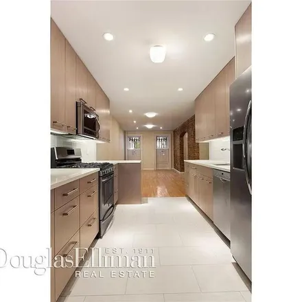 Rent this 2 bed townhouse on 29 South Portland Avenue in New York, NY 11217