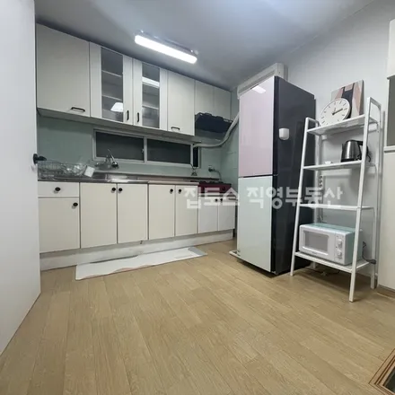 Image 3 - 서울특별시 마포구 연남동 561-10 - Apartment for rent