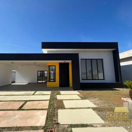 Buy this 3 bed house on Estrada Municipal SLR-403 in Morro Branco, Salto de Pirapora - SP