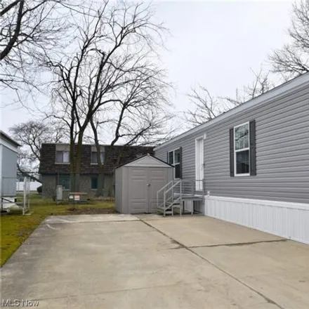 Image 4 - Cambridge Lane, Concord Mobile Home Park, Willoughby, OH 44095, USA - Apartment for sale