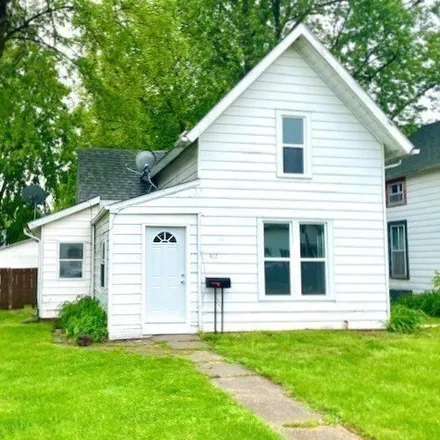 Buy this 3 bed house on 600 West 5th Street in Rock Falls, IL 61071