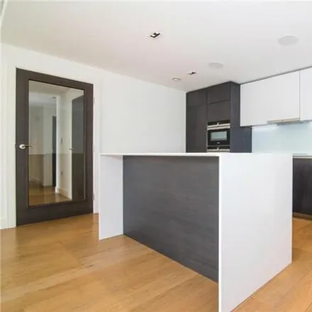 Image 7 - 11b Somerset Road, London, TW8 8BU, United Kingdom - Apartment for sale