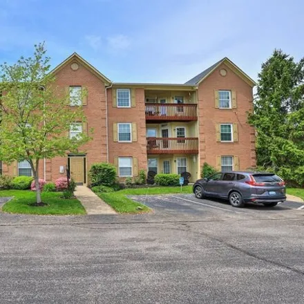 Buy this 2 bed condo on 180 Dogwood Drive in Highland Heights, Campbell County