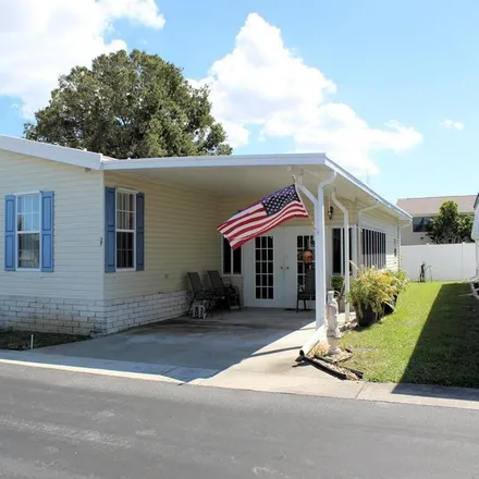 Buy this 3 bed house on 37 Royal Palm Circle in Baskin, Largo