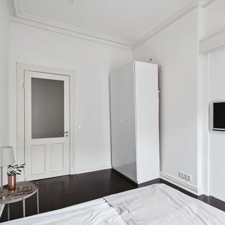 Rent this 4 bed apartment on Lehmweg 35 in 20251 Hamburg, Germany