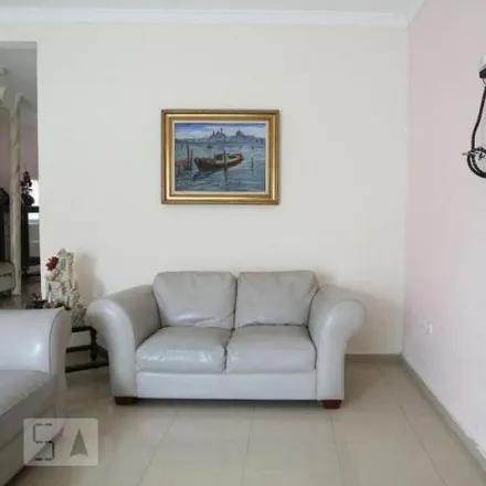 Rent this 4 bed house on Avenida Carlos Alberto Perrone 417 in Solemar, Praia Grande - SP