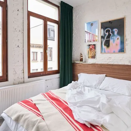 Rent this 1 bed apartment on Moorkensplein 26-27 in 2140 Antwerp, Belgium
