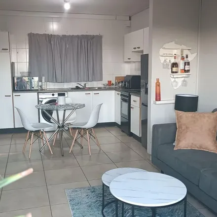 Image 3 - Mountain Rise, eThekwini Ward 101, Durban, 4058, South Africa - Apartment for rent