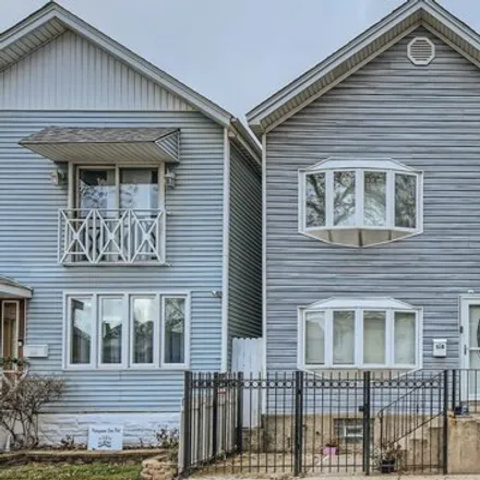 Buy this 3 bed house on 518 West 42nd Place in Chicago, IL 60609