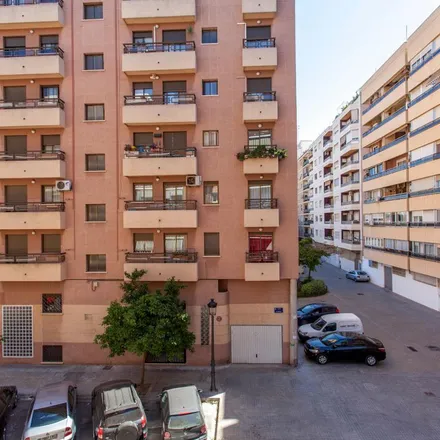 Image 4 - Plaça d'Àvila, 14, 46010 Valencia, Spain - Apartment for rent