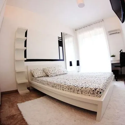 Image 6 - Via Eugenio Pellini 4, 20125 Milan MI, Italy - Apartment for rent
