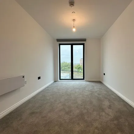 Image 4 - Units 5-6 Springwell Road, Leeds, LS12 1EY, United Kingdom - Apartment for rent