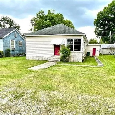 Buy this 3 bed house on 839 Avenue D in Bogalusa, LA 70427