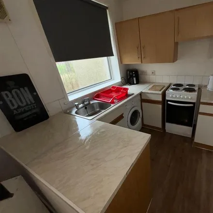 Image 3 - Coronation Street, Carstairs Junction, ML11 8QY, United Kingdom - Apartment for rent