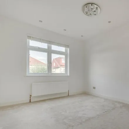 Image 3 - 101 Gatton Road, London, SW17 0EY, United Kingdom - Townhouse for rent