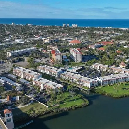 Buy this 2 bed condo on 226 Santa Maria Street in Venice, FL 34285