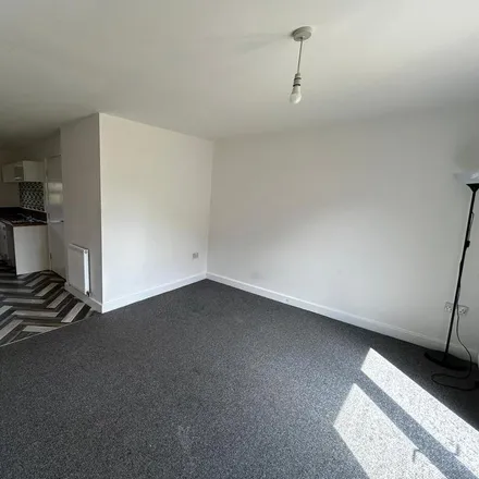 Image 3 - Staniforth Road/Balfour Drive, Staniforth Road, Sheffield, S9 3FR, United Kingdom - Townhouse for rent