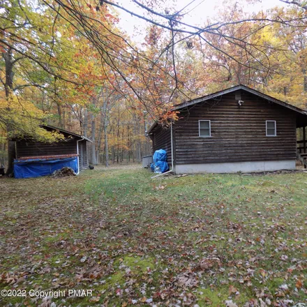 Image 3 - 19 Hillcrest Drive, Indian Mountain Lake, Carbon County, PA 18210, USA - House for sale