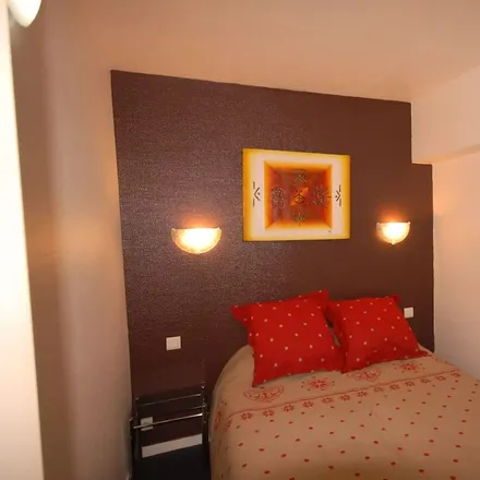 Rent this 1 bed apartment on 64440 Eaux-Bonnes