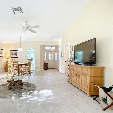 Image 9 - 2044 Palo Duro Boulevard, Herons Glen Golf and Country Club, Lee County, FL 33917, USA - House for sale