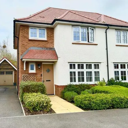 Buy this 3 bed duplex on 33 Berryfield in Swindon, SN3 6FB