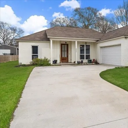 Buy this 3 bed house on 9987 Langston Drive in Livingston Parish, LA 70706