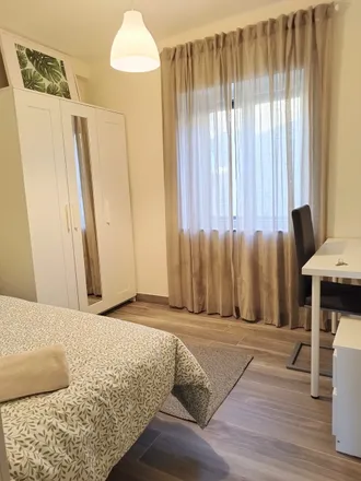 Rent this 1 bed room on Calle de El Huésped del Sevillano in 11, 28041 Madrid