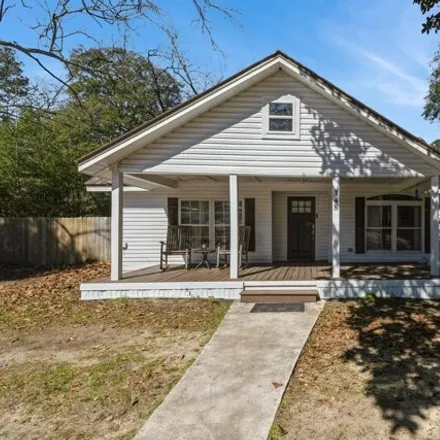 Buy this 3 bed house on 350 Railroad Avenue East in Crestview, FL 32539