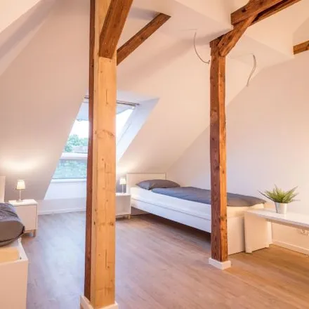 Rent this 3 bed apartment on Haus-Berge-Straße 131 in 45356 Essen, Germany
