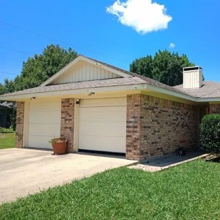 Buy this 6 bed house on 391 California Drive in Glenn Heights, TX 75154