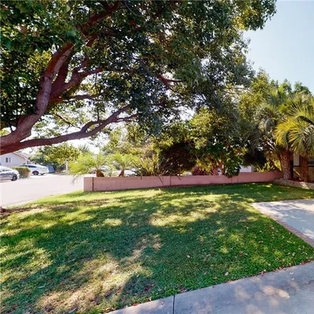 Image 4 - 1415 West Kimberly Lane, Neff, Anaheim, CA 92802, USA - House for sale