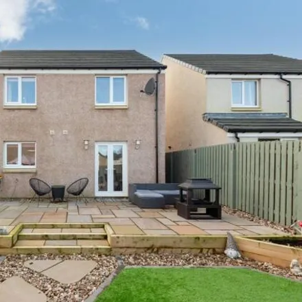 Image 3 - Finlay Crescent, Arbroath, DD11 3FF, United Kingdom - House for sale