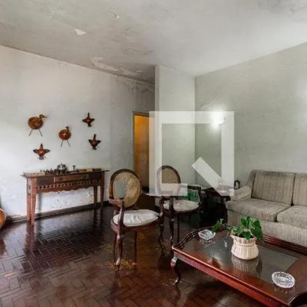 Buy this 4 bed house on Da Orla Pampulha Hostel in Avenida Otacílio Negrão de Lima 2077, Pampulha
